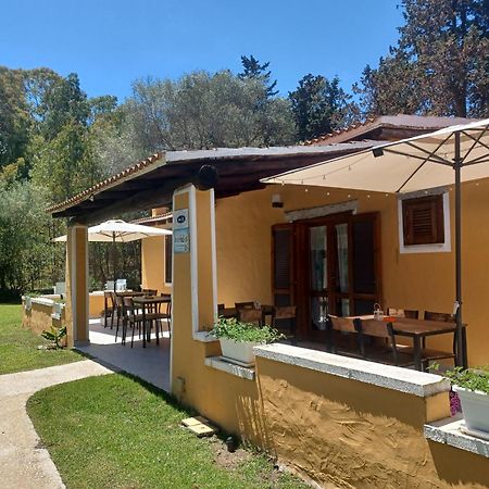 B&B Helios Il Tuo Relax In Sardegna サン・テオドーロ エクステリア 写真