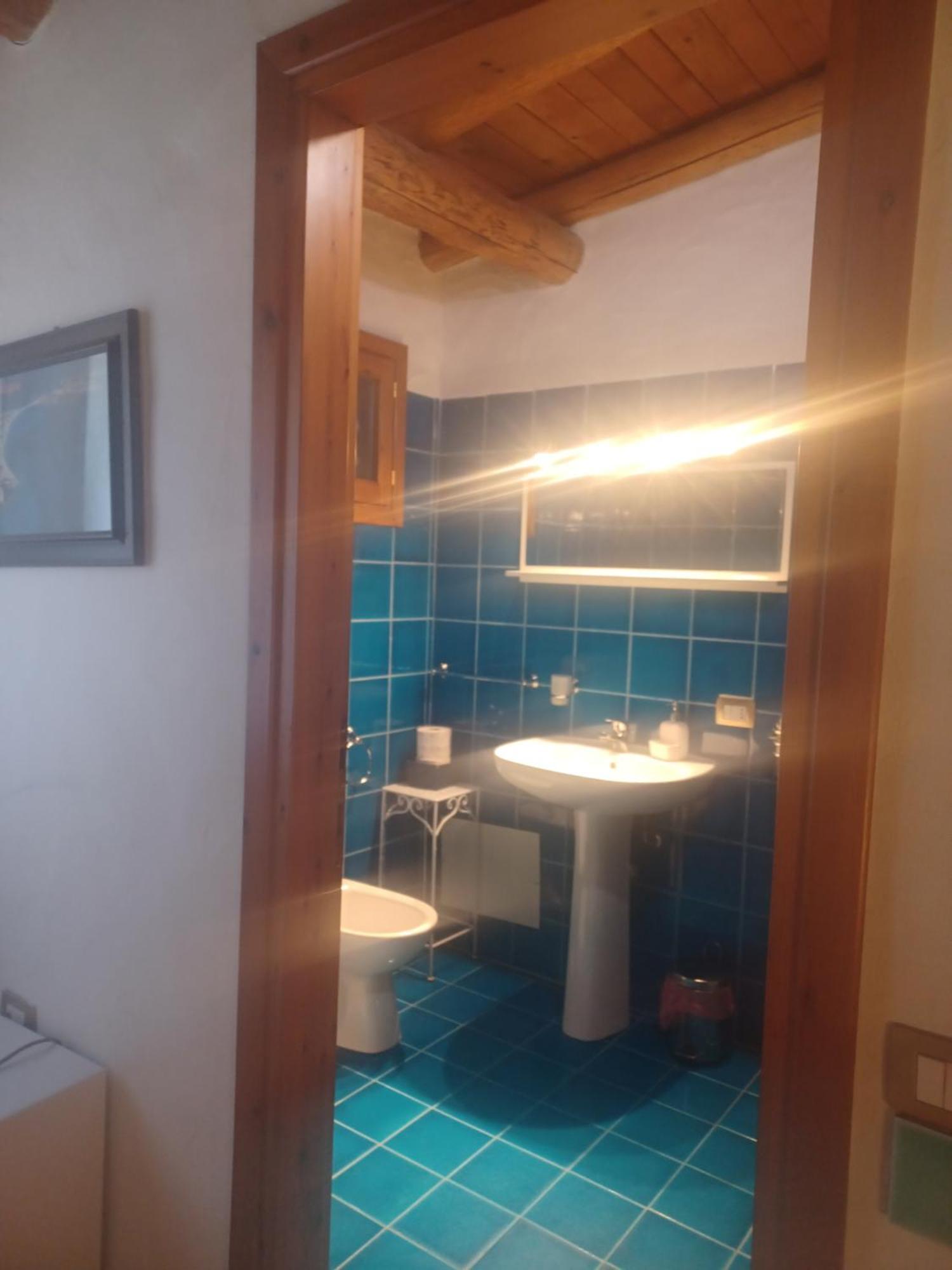 B&B Helios Il Tuo Relax In Sardegna サン・テオドーロ エクステリア 写真